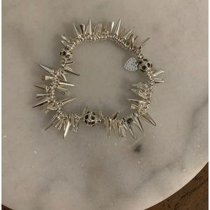 NWOT Stella & Dot Renegade Cluster Bracelet Silver